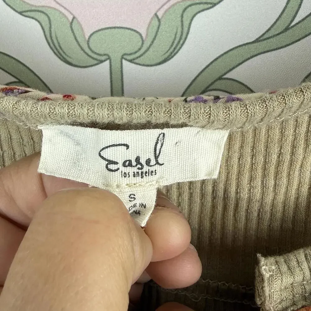 Easel Beige Bohemian Floral Pink Trim Henley Long Sleeve Tee - Size - Small